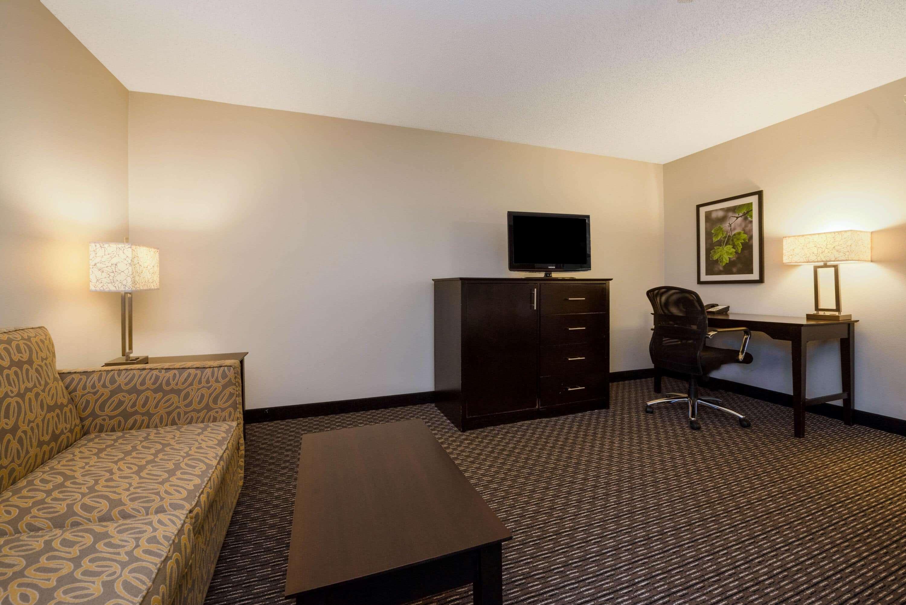 La Quinta By Wyndham Cleveland Macedonia Hotel Exterior photo
